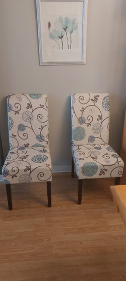 2 Chairs