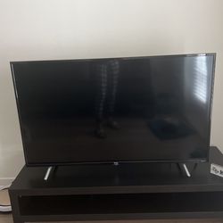 TCL 45” TV