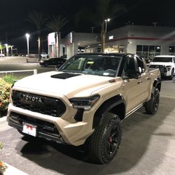 2025 Toyota TACOMA TRD PRO