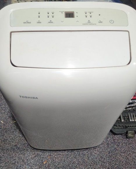 Toshiba 8000 BTU 350 Sq.Ft. Portable Air Conditioner & Dehumidifier RAC-PD1213