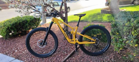 Yellow Fuel EX 9.8 XT.