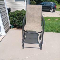 1 wicker bar stool 27 inches from floor