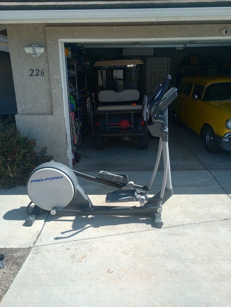 Pro Form Elliptical Machine