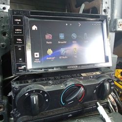 Kenwood Touch Screen Audio Receiver Bluetooth DVD USB Clean No Scratches