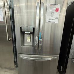 23.5 cu ft Smart French Door Refrigerator Dual Ice Markers with Craft Ice in PrintProof Stainless Steel  Counter Depth