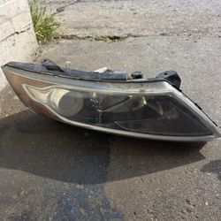 2011-2013 Kia Optima Hybrid Xenon HID Headlight Assembly Right RH OEM