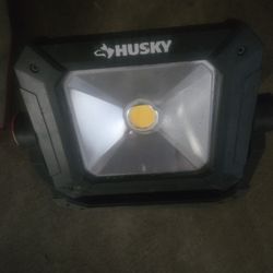 Husky Durrable Light 