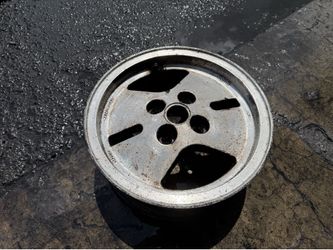 One Fiat Lancia Scorpion wheels 4x98mm lug pattern, 13 inch