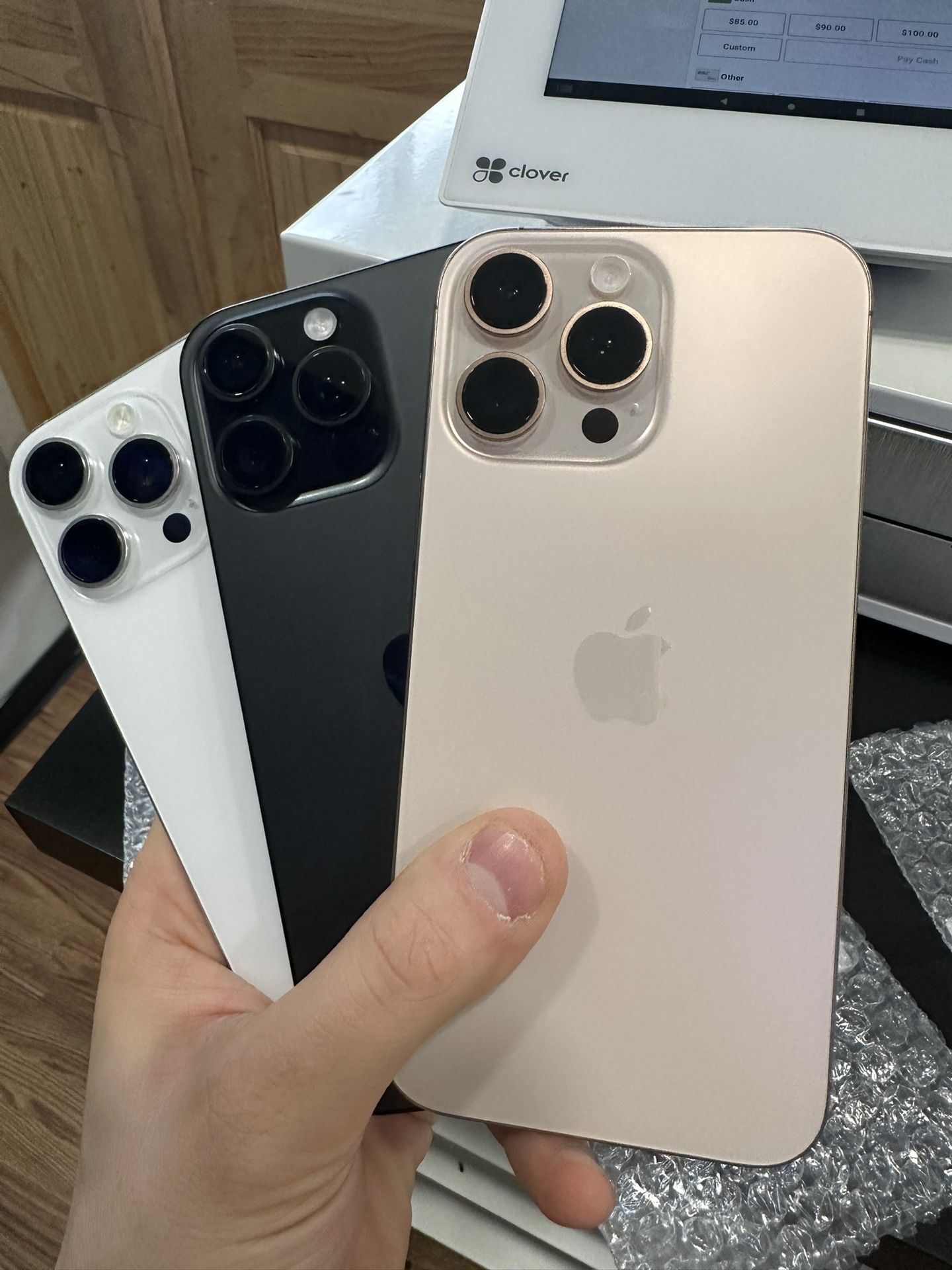 Finance an Unlocked iPhone 16 Pro Max 1TB - Only $31 Down Today!