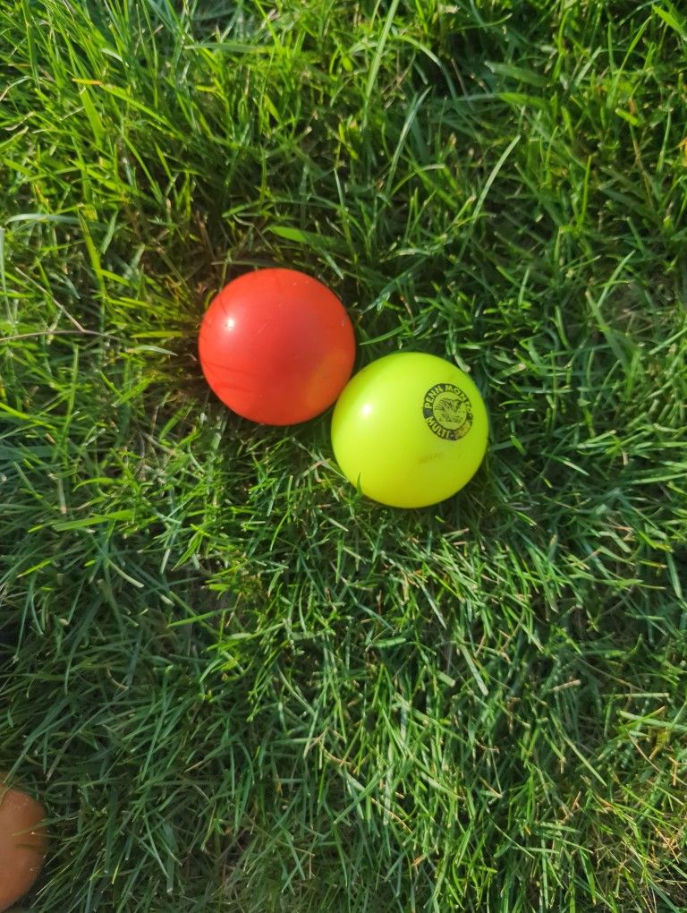 Field Hockey Balls