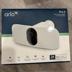 Arlo Pro 3 LED Floodlight Security Camera 2K HDR