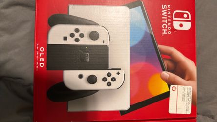 Nintendo Switch – OLED Model w/White Joy-Con