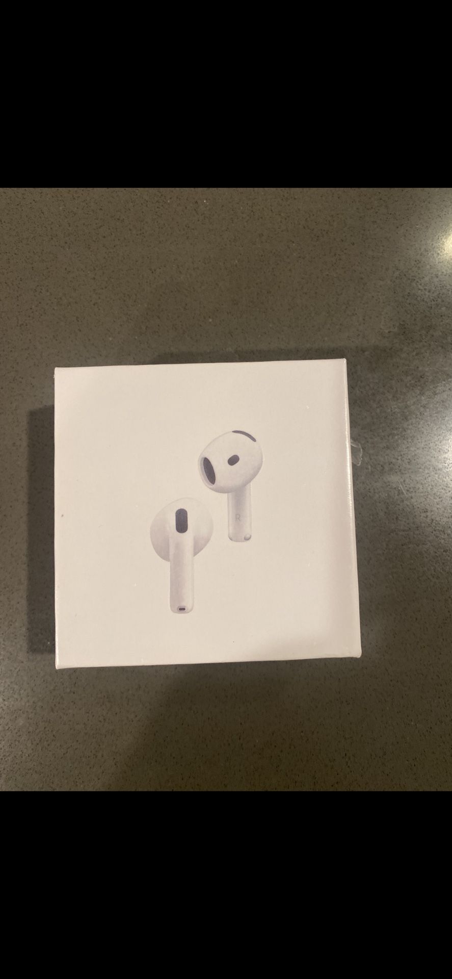 Airpods (4th Generation)