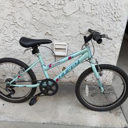 Huffy Granite 20-inch girls' mountain bike
