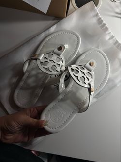 Glossy white new try brch