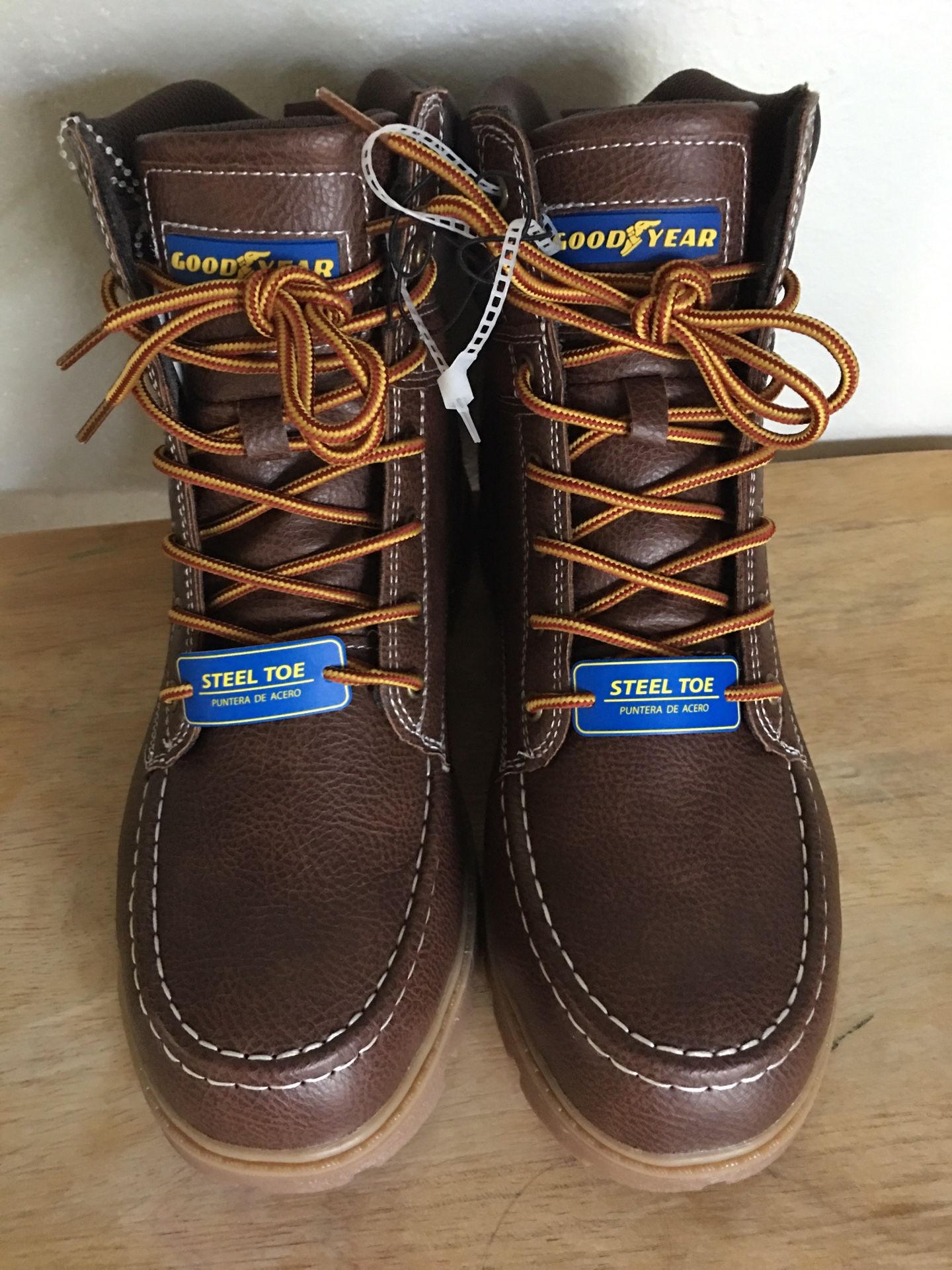 Brand New 8 1/2 men’s Goodyear still toe work boot