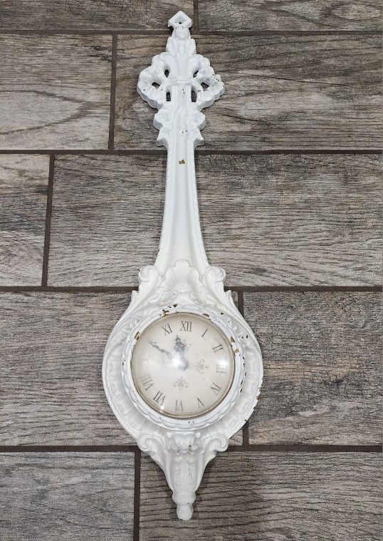 Vintage ornate Syroco wall clock - Untested