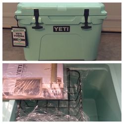 *LIMITED EDITION* 35qt. Seafoam Green YETI Cooler for Sale in Austin, TX -  OfferUp