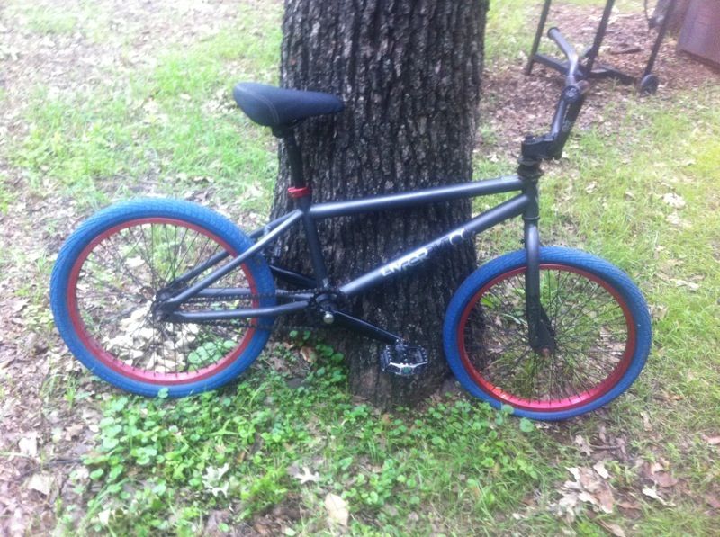 20" Hyper Bike Co. Static BMX Bike