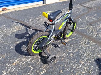 12" huffy kids bike