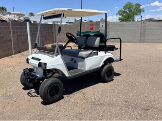 Club Car Ds GOLF CART  LIFTED TONS OF NEW PARTS
