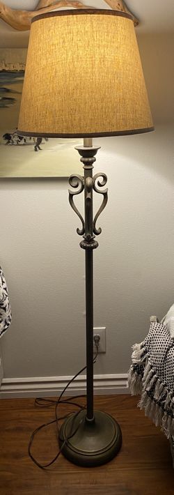 Traditional Brass Floor Lamp