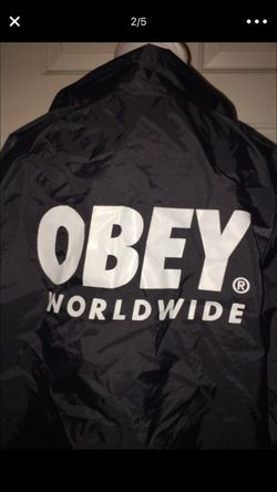 Men's size large obey black windbreaker jacket