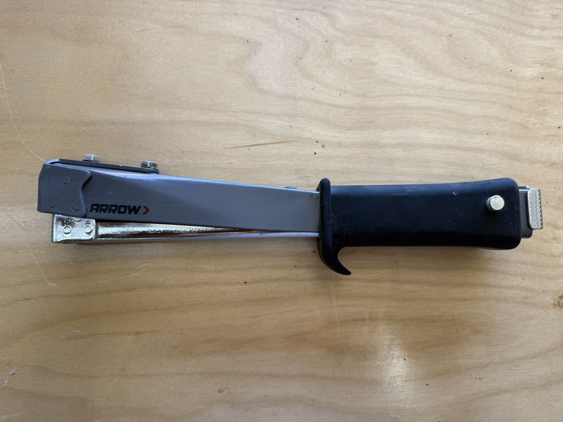 HT55 Slim Hammer Tacker Stapler