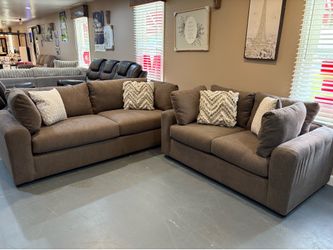 New Sofa & Loveseat Set
