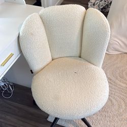Vanity chair/office chair