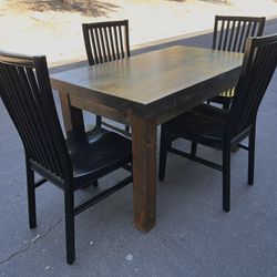 Beautiful Brown Wooden Rustic Dining Table + 4 Chairs