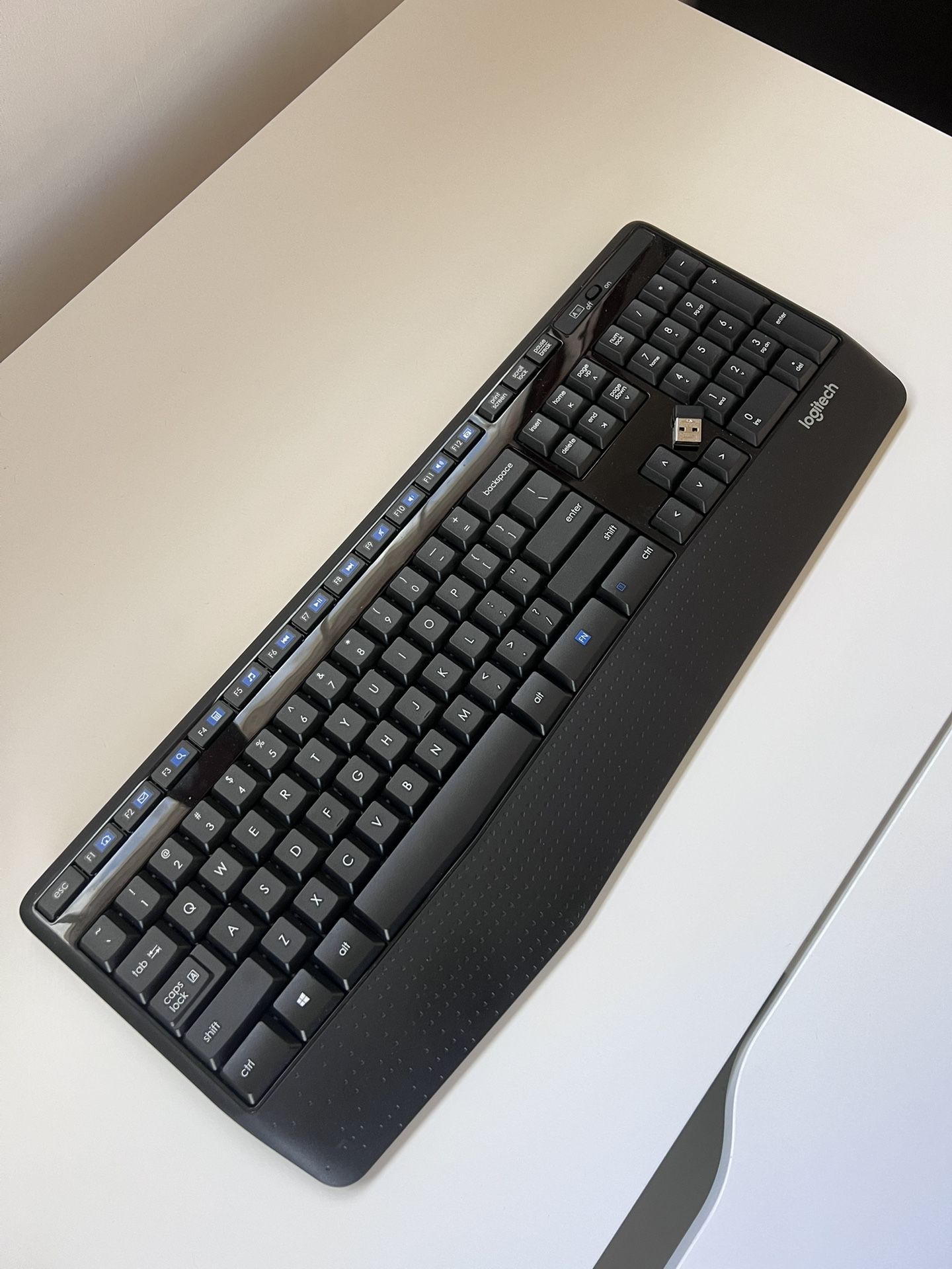 Logitech K345 wireless keyboard