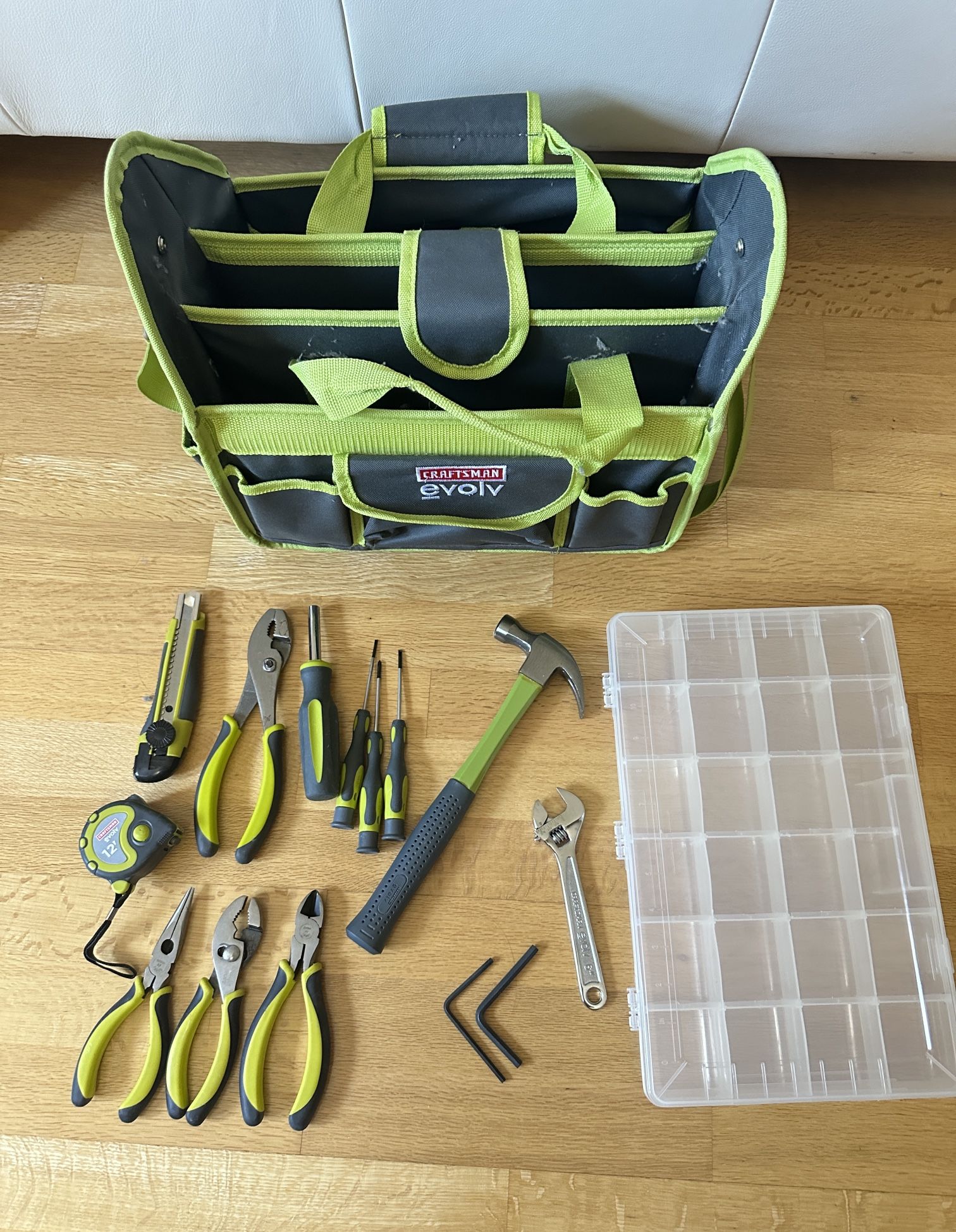 15 Piece Hand Tool Set