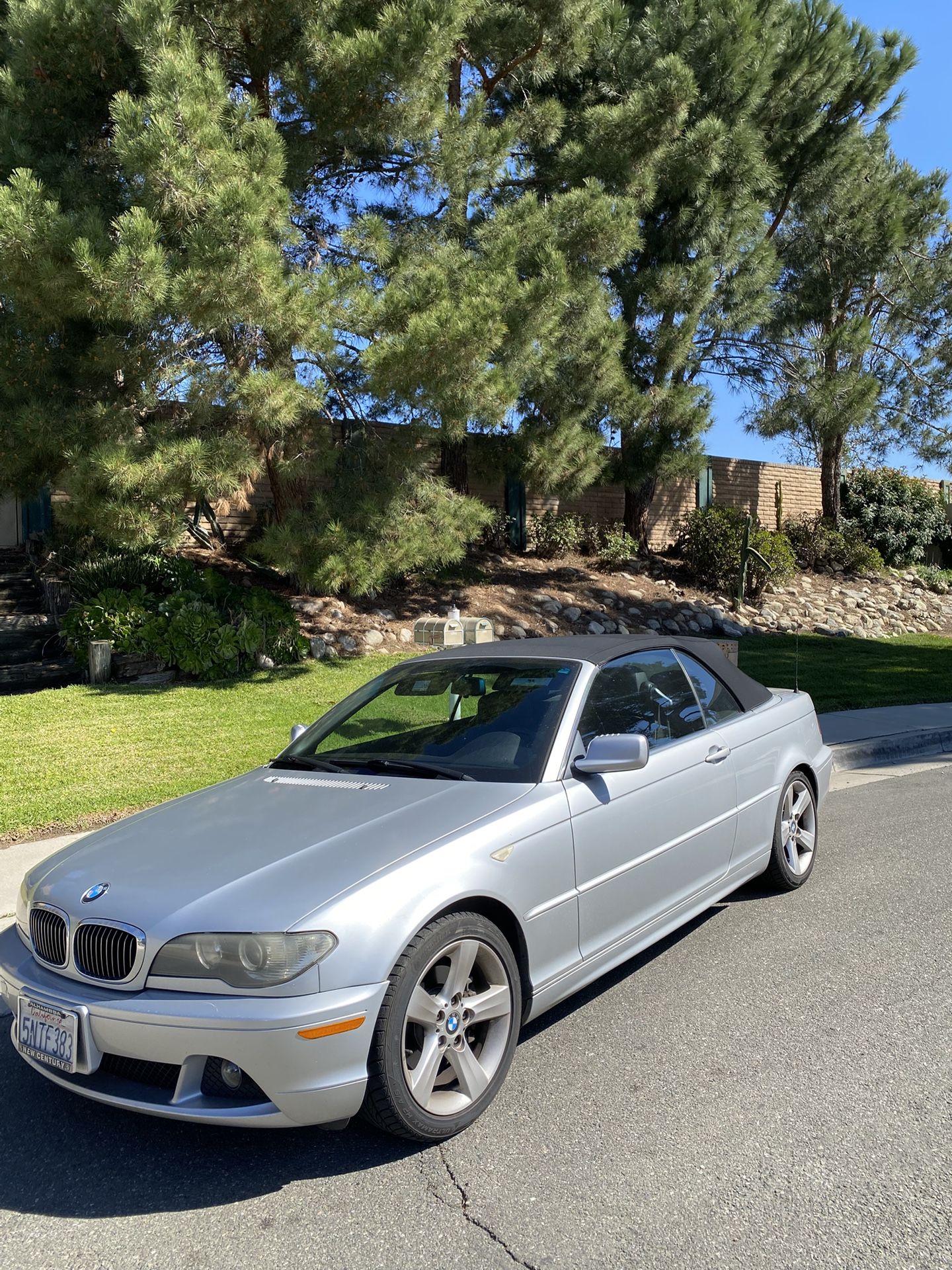 2005 BMW 325Cic