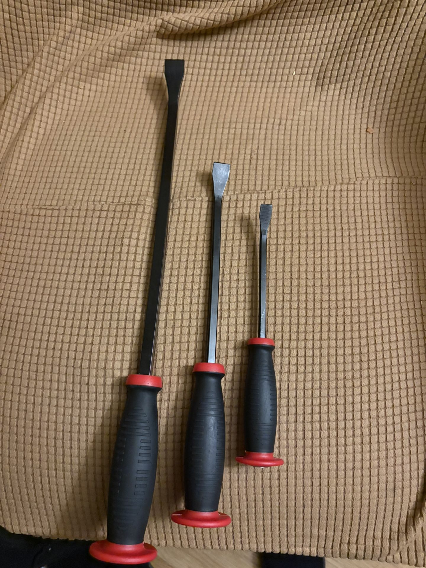 Pry Bars With Tap End