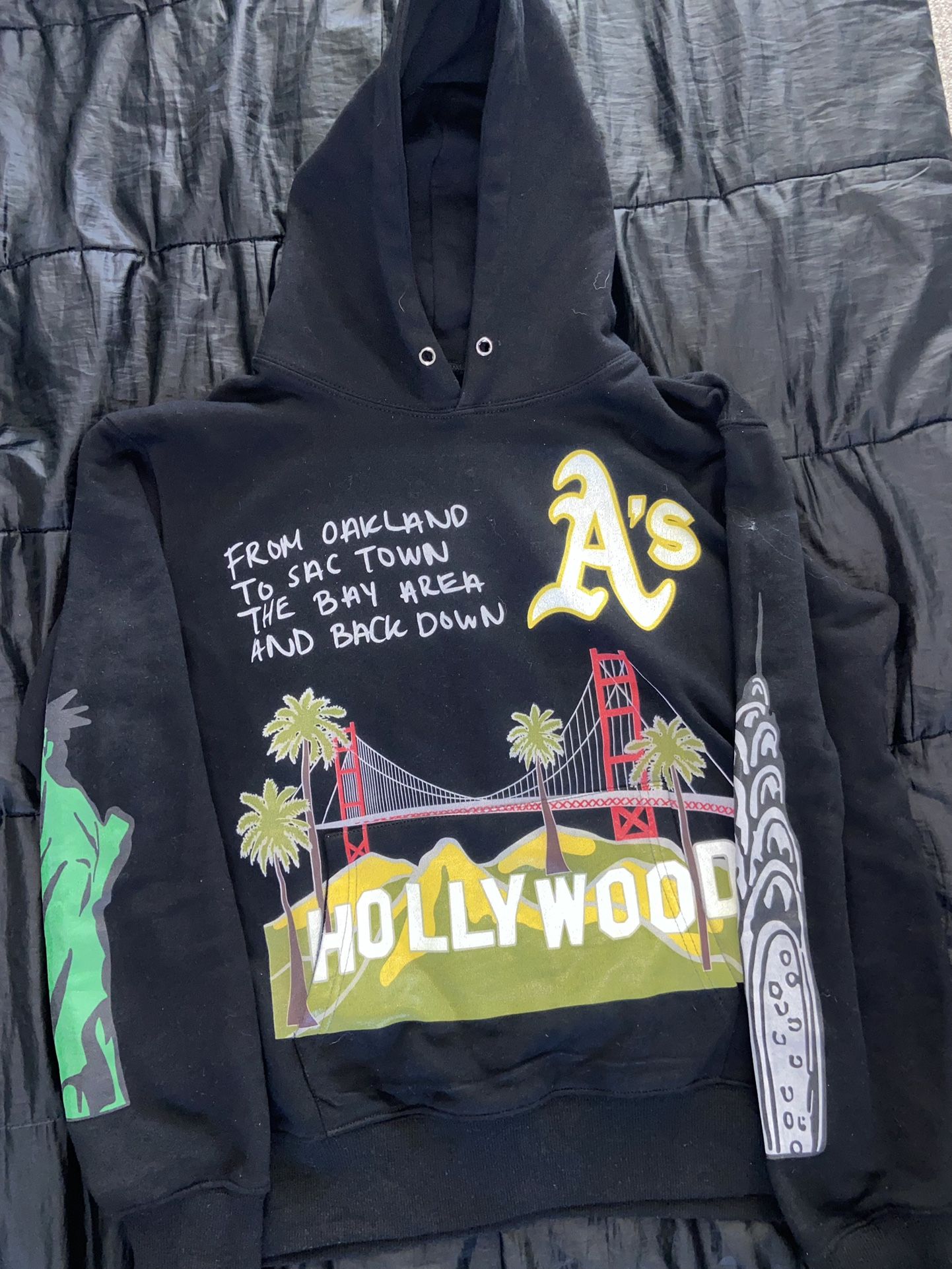 Homme Femme Cali To NYC Hoodie-black for Sale in Fairfield, CA - OfferUp