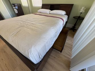 Queen Bed