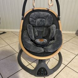 Baby swing 