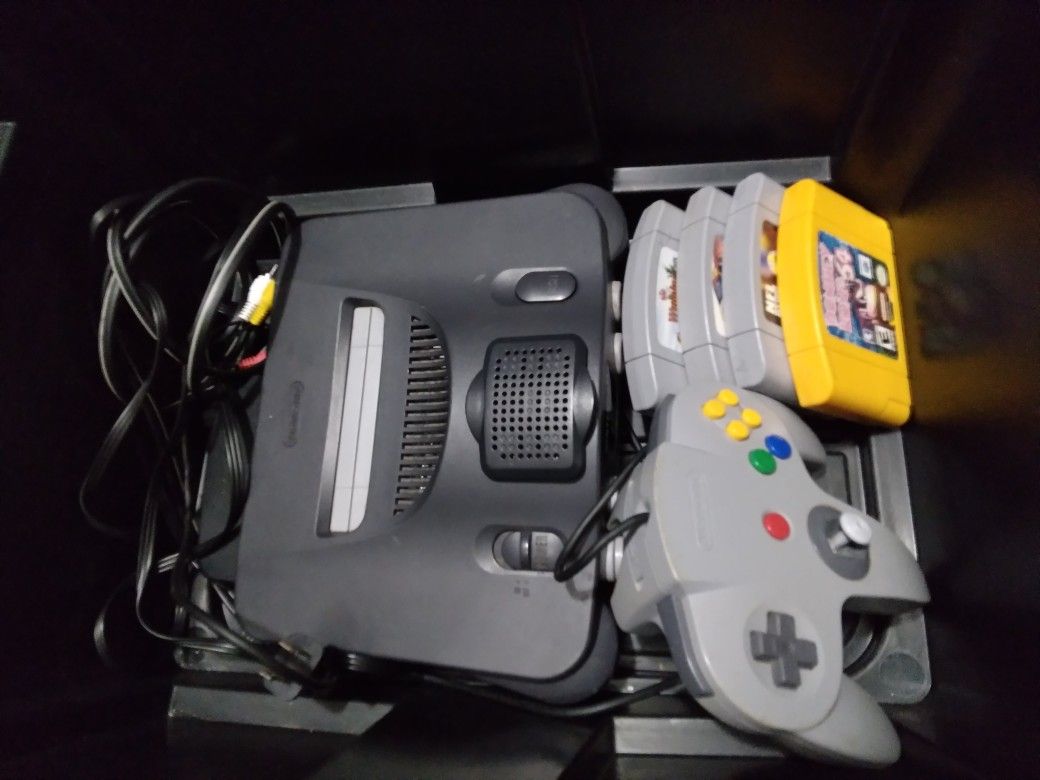 Nintendo 64 With Donkey Kong 64