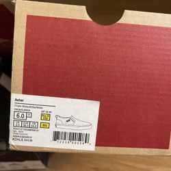 Vans Asher Slip-On, White, Brand New, Youth Size 6