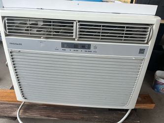 Big window A/C