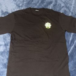 MARKET t-shirt Size XL