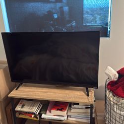 Vizio TV 40”