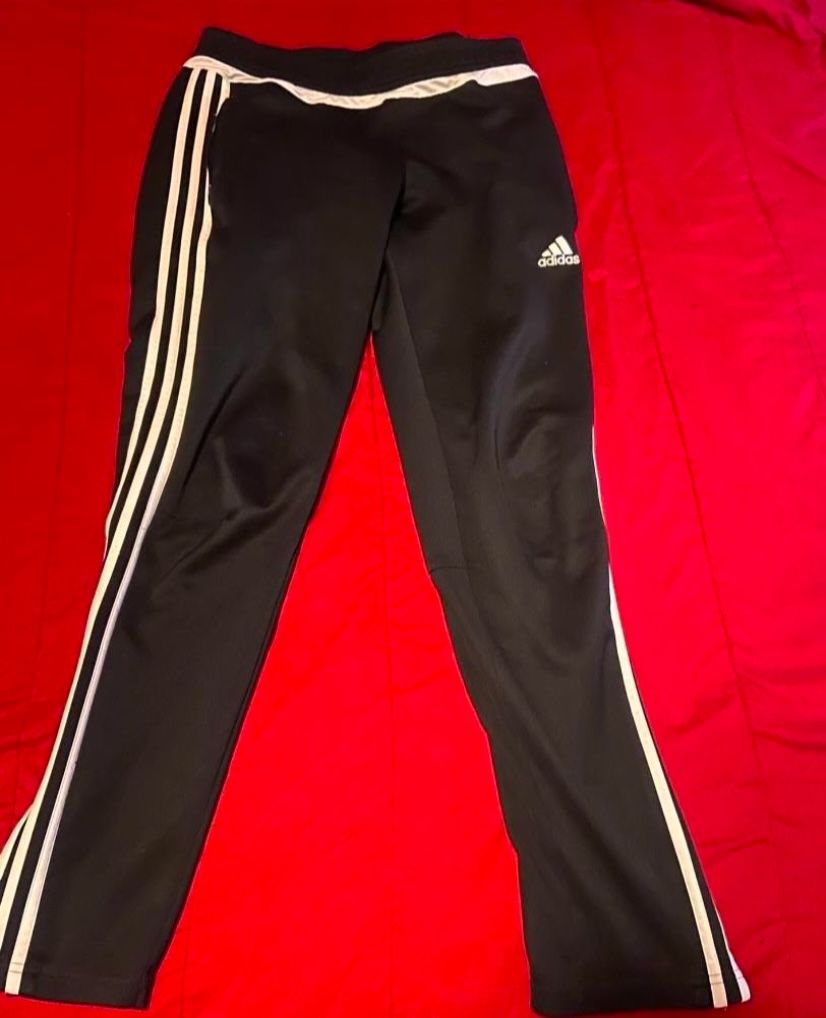 Aiddas Sweats 