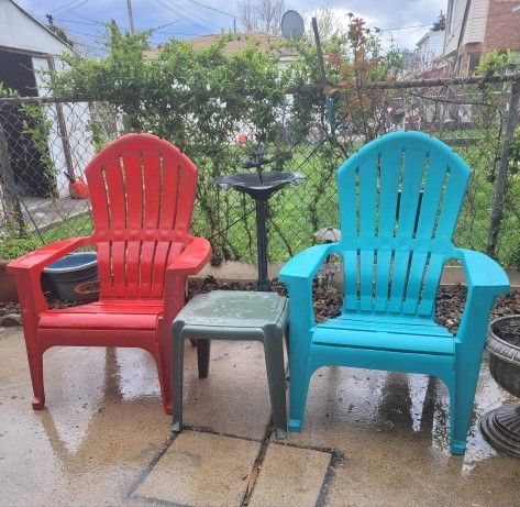 🪑🏖️TWO Chairs outside & sideTable🪑⛱️🪑,,,,,