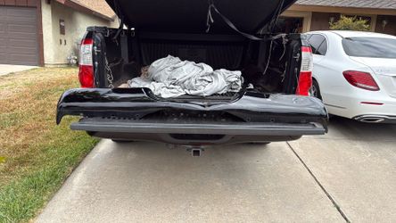 2004 Toyota tundra unlimited double cab bumper