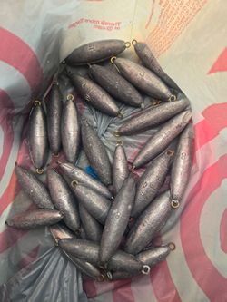 Lots of fishing weights