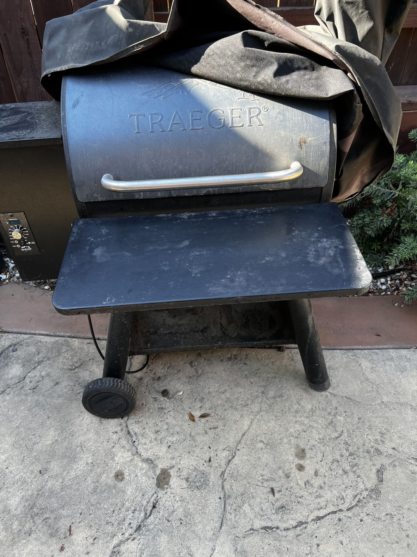 Traeger Shelf