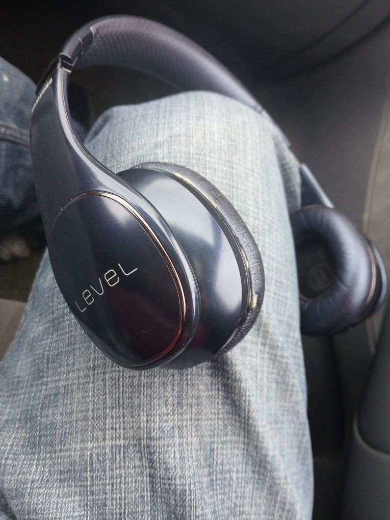 Samsung LEVEL Headphones