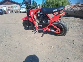 Coleman 105cc engine Mini Bike
